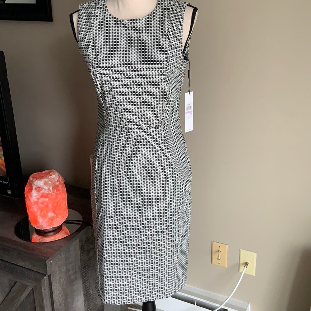 ⬇️Price Drop⬇️NWT Calvin Klein Geo Print